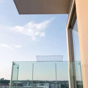 Ile kosztuje montaż siatki na balkonie